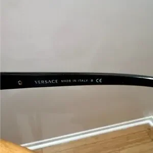 Versace Black Cat-Eye Sunglasses style 4262-B with case Versace | Accessories | Versace Black Cateye Sunglasses  main image 2